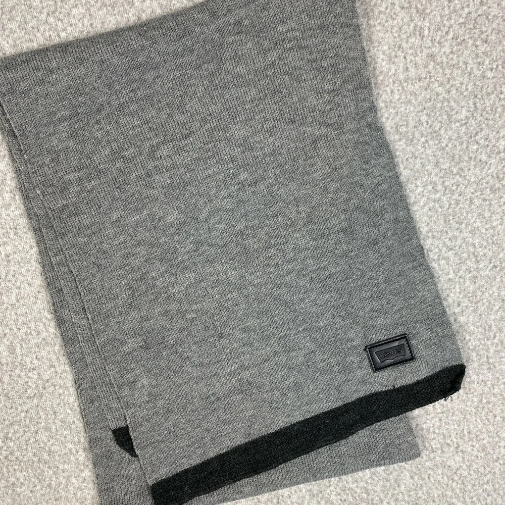 Levi’s scarf neutral minimalist edgy clean lines warm masculine OS